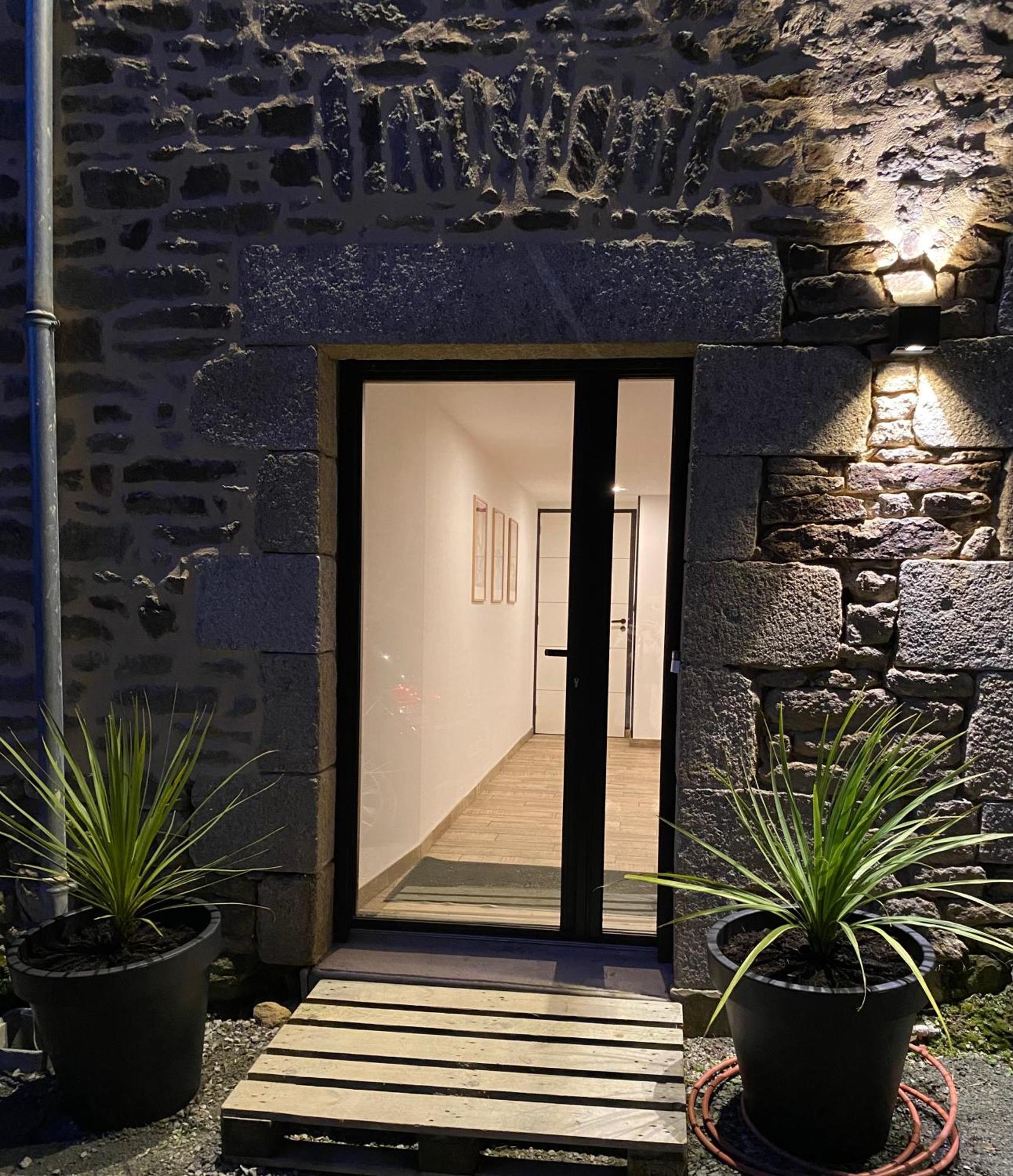 Villa Lily Spa, Chambre D'Hotes Avec Spa Privatif La Vicomté-sur-Rance Eksteriør bilde